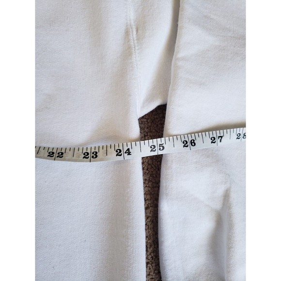 Vintage 2000 Walt Disney World Catalog USA Made Unisex Sz XL White Sweatshirt - Picture 5 of 8